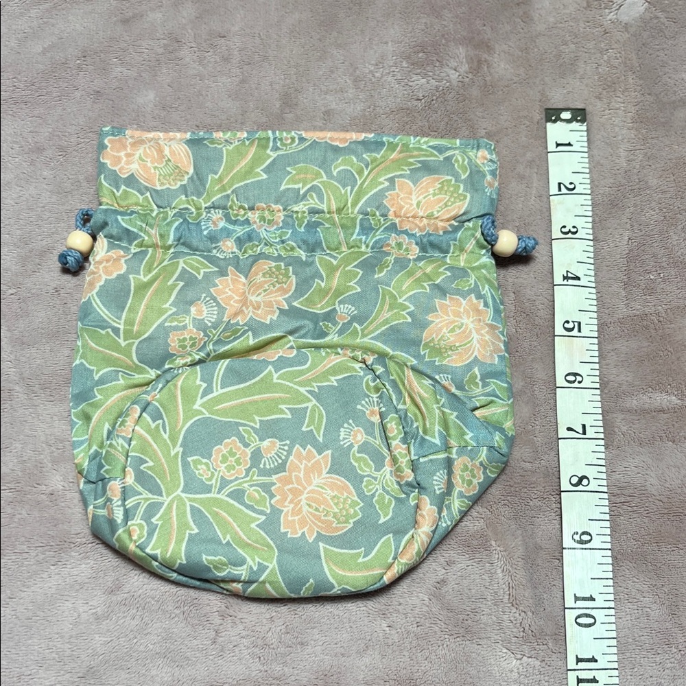 Avon Floral Drawstring Cosmetic Pouch in Sage Green, blue and Pink